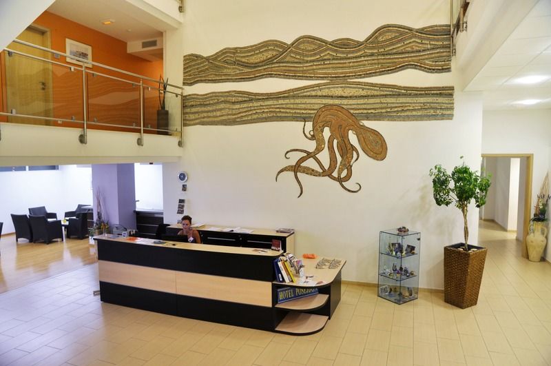 Hotel Posejdon 尼亚卢卡 外观 照片